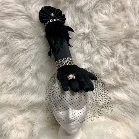 Handcrafted Lady Thing Headpiece Hat Black Satin Glove  display picture 3